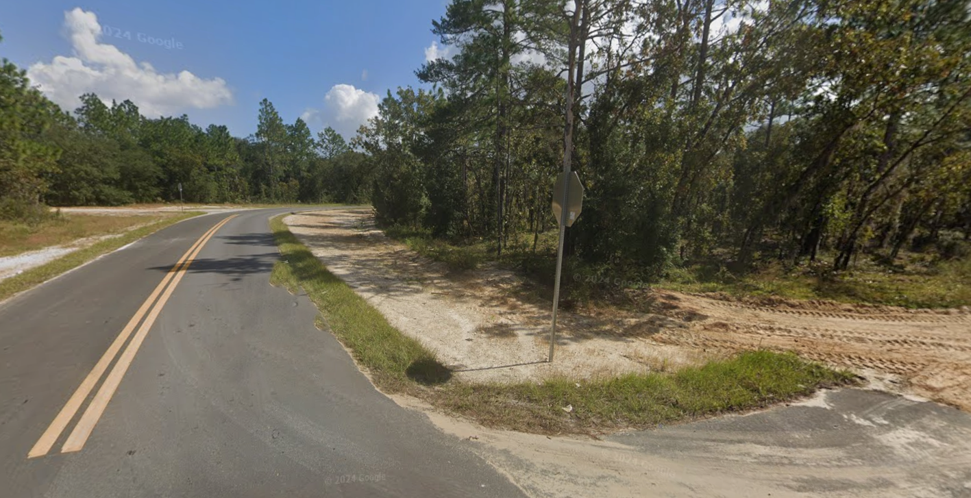 Escape to Nature: Interlachen Residential Lot Ready to Build!